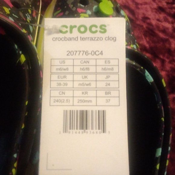 Crocs - Picture 2 of 2